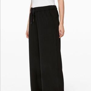 Lululemon On The Fly Wide Leg Pant Woven